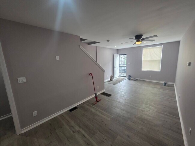 Foto del edificio - 2910 N Taylor St