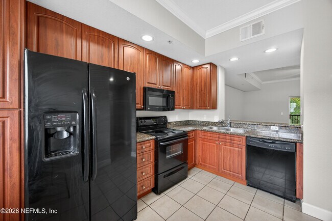 Foto del edificio - 9745 Touchton Rd