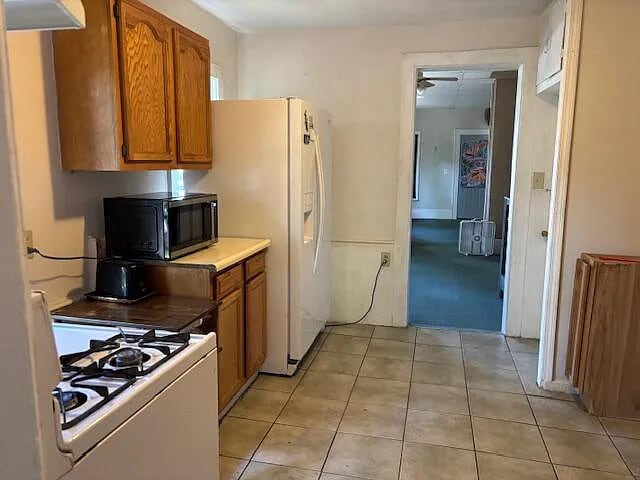 Foto del edificio - 305 N Elm Ave