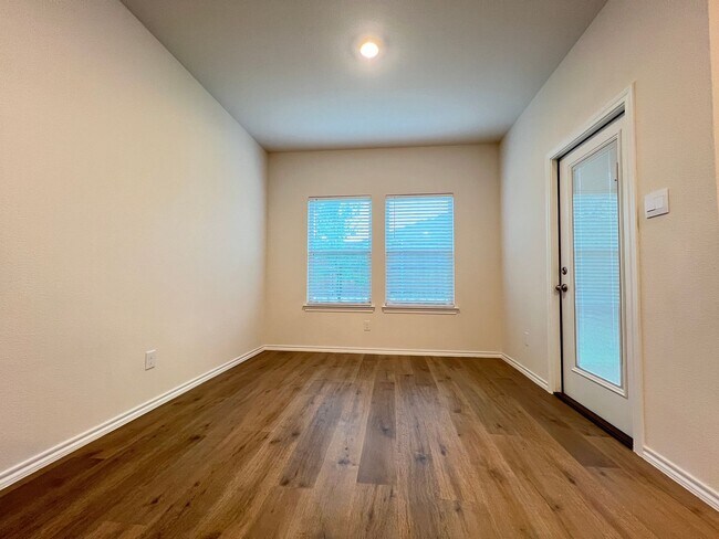 Building Photo - 13156 Sanctuary Dr