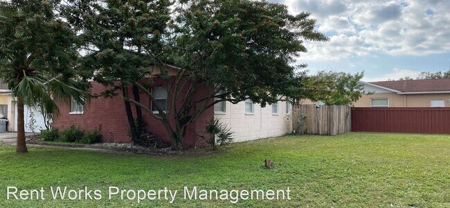 Building Photo - 4 br, 2 bath House - 5794 109th Avenue