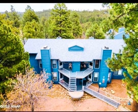 Building Photo - 2700 S White Mountain Rd