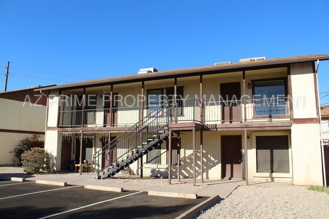 Building Photo - 2266 W Ella St