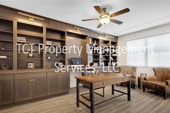 Foto del edificio - Beautiful Home in Spur Cross with Custom Touches