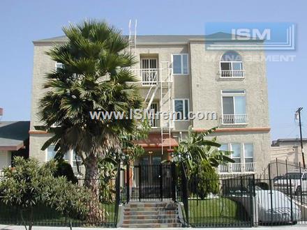 Foto del edificio - 4717 Elmwood Ave