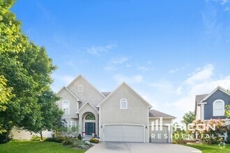 Building Photo - 11279 S Lakecrest Dr