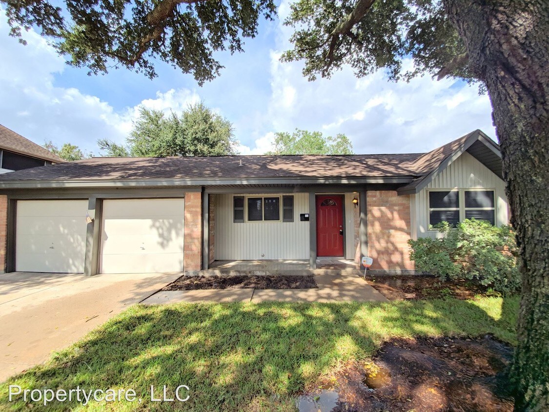 Primary Photo - 4 br, 2 bath House - 4805 Crepe Myrtle Ln.