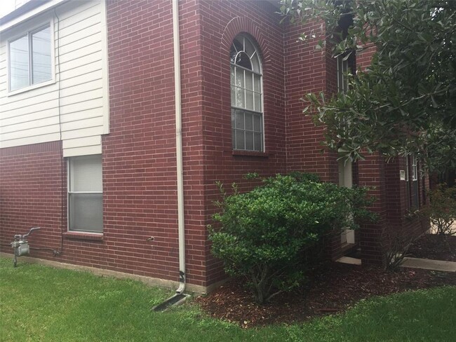Foto del edificio - 23122 N Waterlake Dr