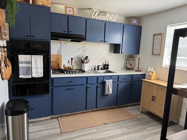 Kitchen - 2608 Anastasia Dr