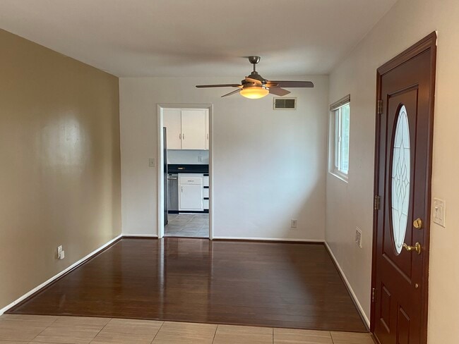 Formal Dining Room - 4968 W 59th St