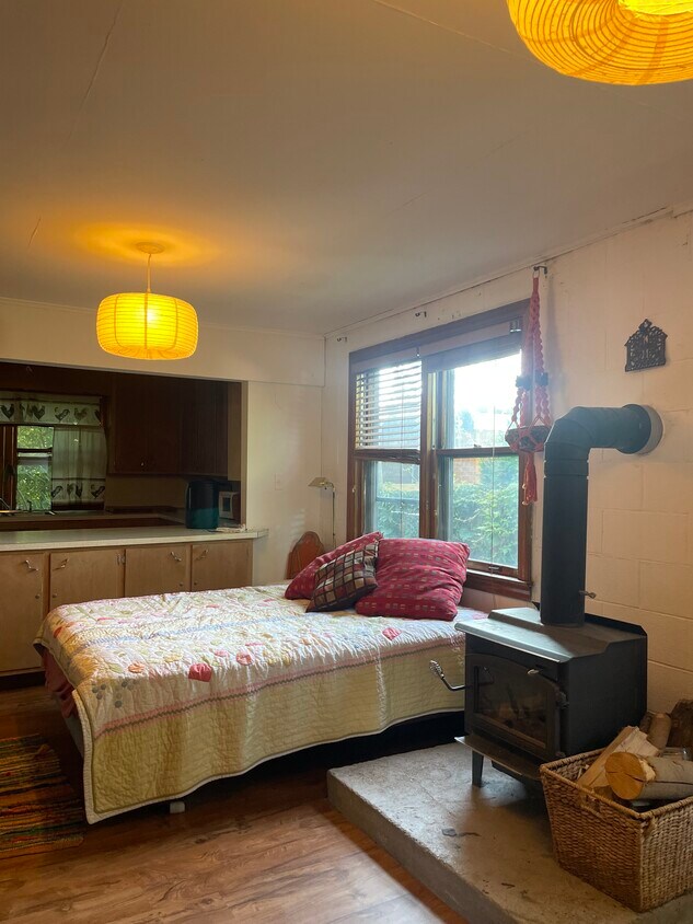 Foto principal - 556 Superior St