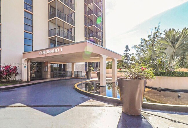 Building Photo - 20335 W Country Club Dr