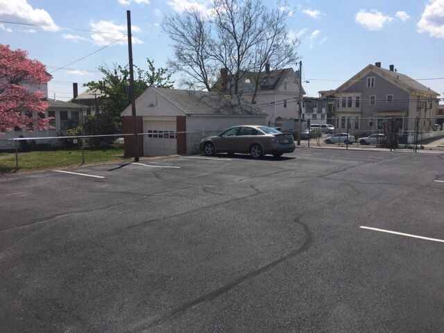 Building Photo - 28 Clay St