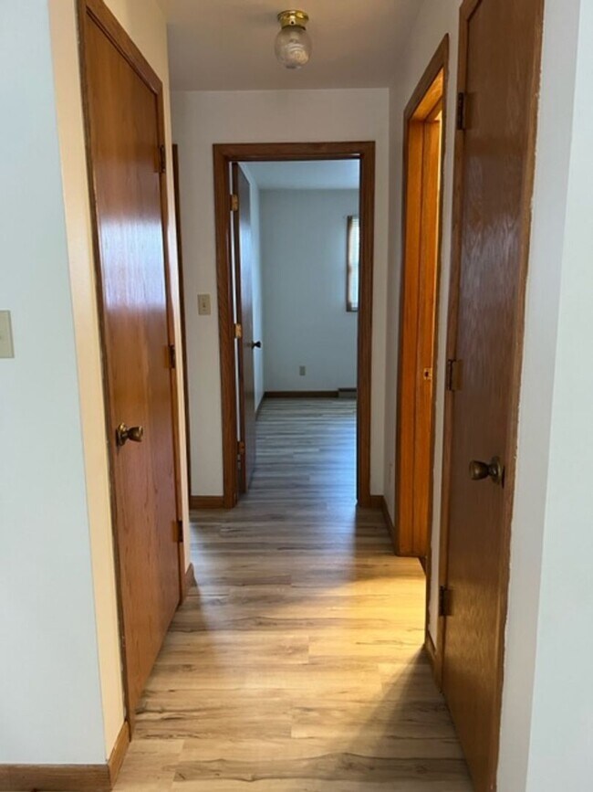 Building Photo - 1200 - 1202 Sylvan