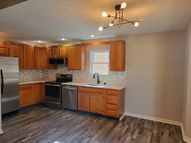 Foto del edificio - 470 Yale Dr