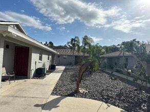 Building Photo - 1571 Sam Asbury Ave