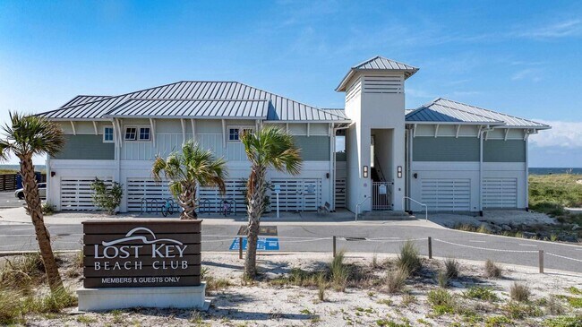 Foto del edificio - 608 Lost Key Dr