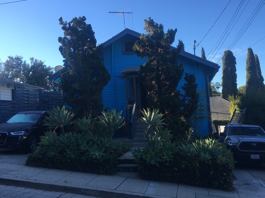 Foto principal - 2284 Cove Ave
