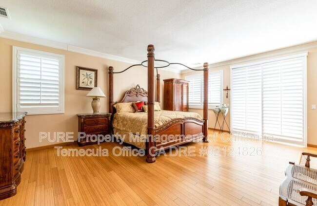 Building Photo - 43966 Barletta St