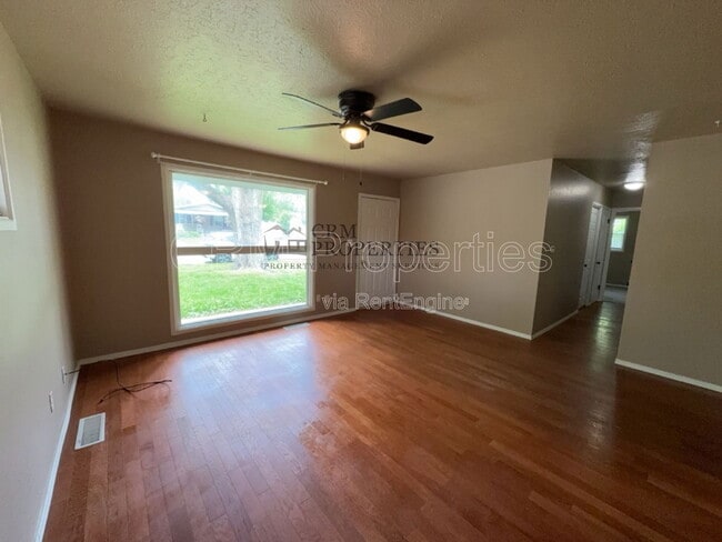 Foto del edificio - 5104 Wea Dr