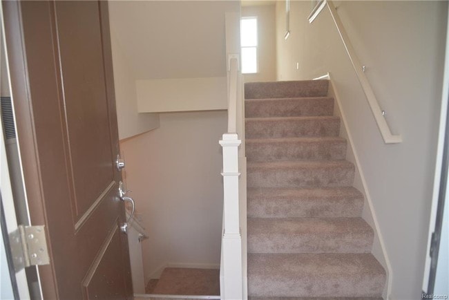 Building Photo - 4568 Bradley Dr