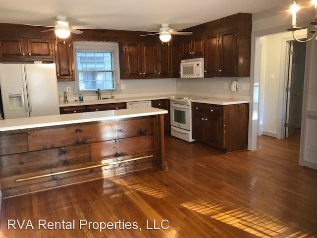 Building Photo - 4 br, 3.5 bath House - 13601 Pebble Creek ...