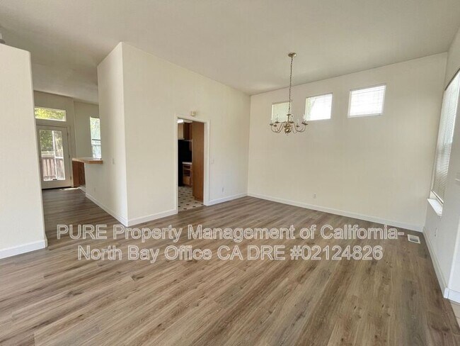 Building Photo - 1868 Adobe Creek Dr