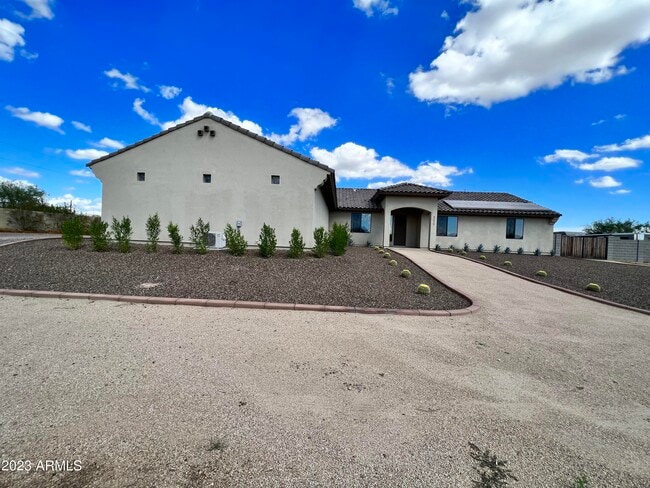 Foto del edificio - 35029 N 12th St
