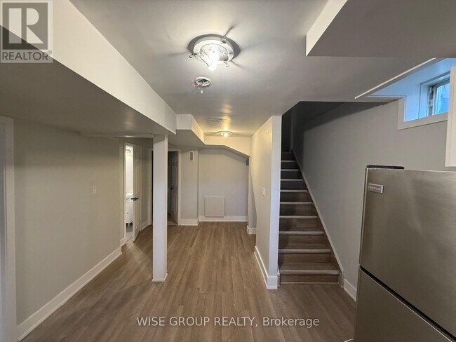 Photo du bâtiment - 55 Purdy Crescent