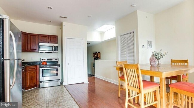 Building Photo - 1920 N 18th St