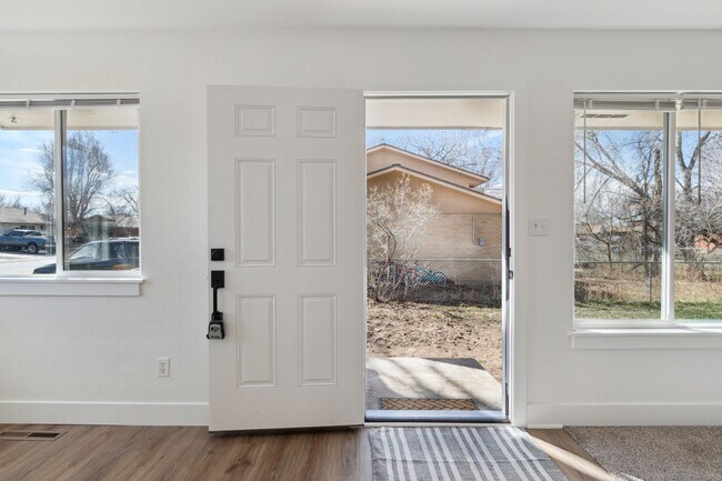 Foto del edificio - 1727-1733 Meadow Street