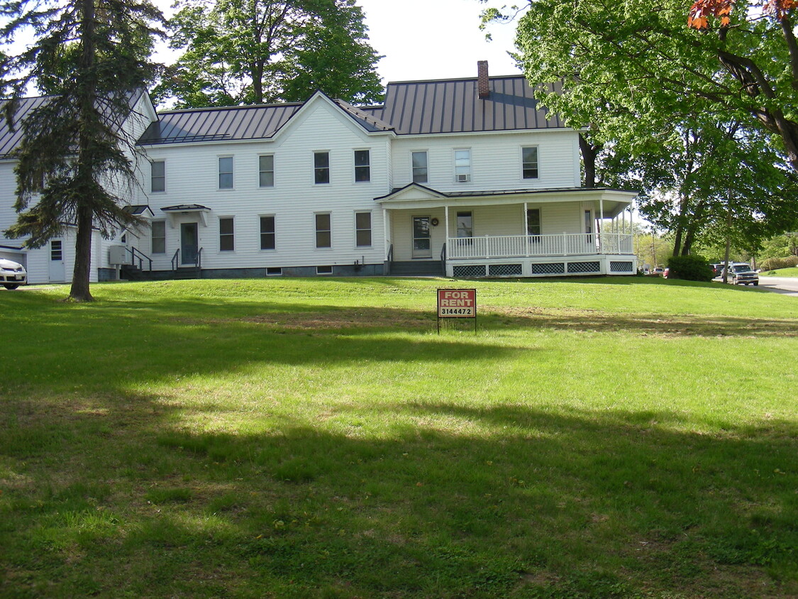 Primary Photo - 282 Main St