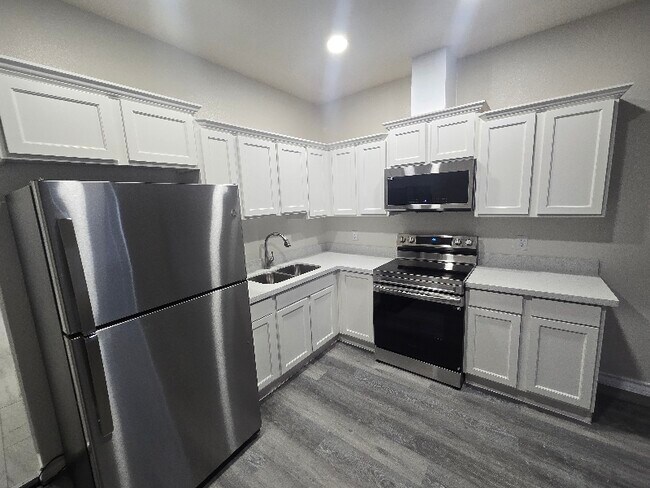 Foto del edificio - 512 S Hackberry St