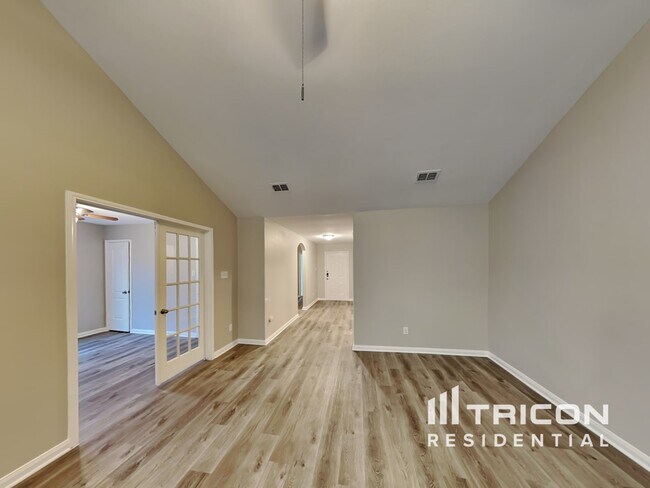 Building Photo - 9825 Crocker Drive Dallas TX