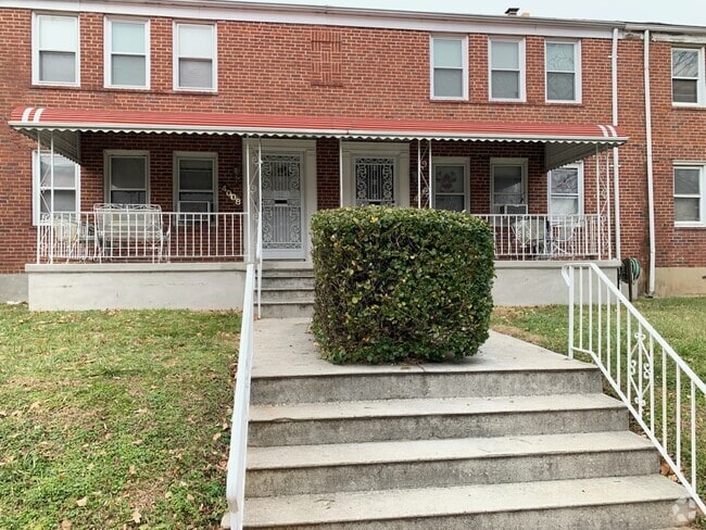Building Photo - 4008 Hilton Rd