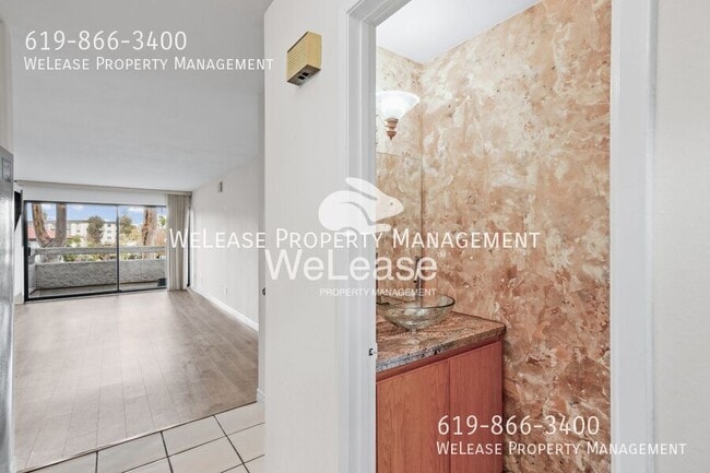 Foto del edificio - 7940 University Ave