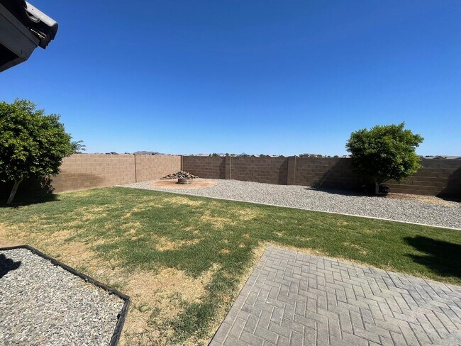 Foto del edificio - BEAUTIFUL PARK WEST HOME FOR RENT!