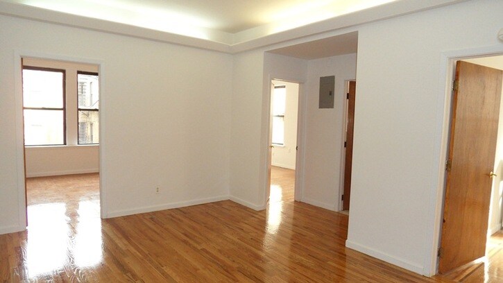 Primary Photo - 500 W 170th St