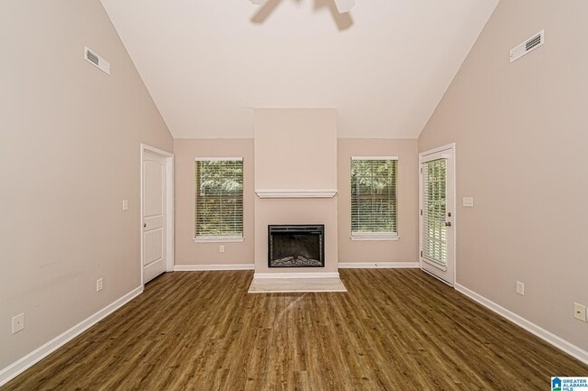 Building Photo - 6232 Anne Dr