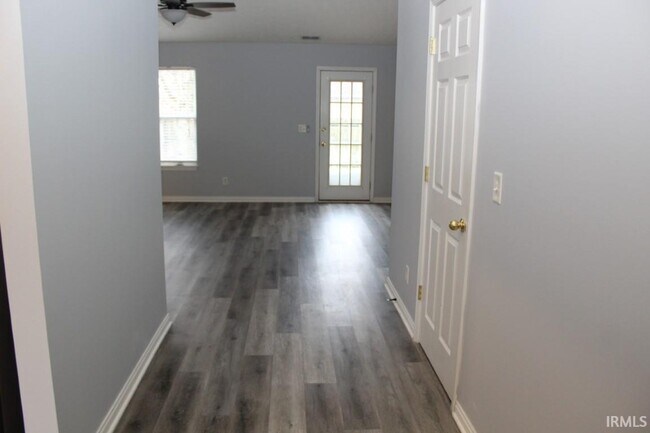 Building Photo - 7777 Alanton Park Dr