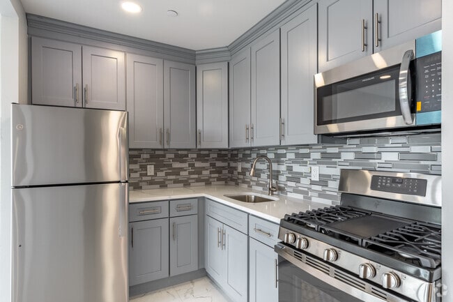 1 habitación, 1 baño - 493 pies cuadrados - Cocina - 15002 Hillside Ave