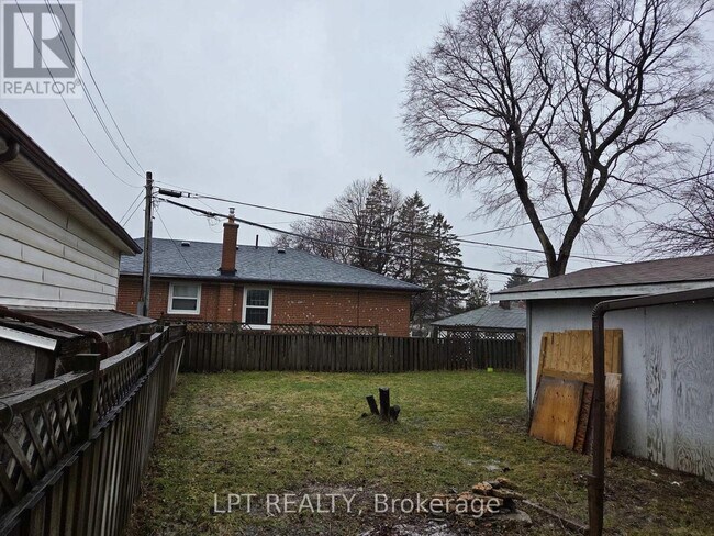 Building Photo - 478 Brimley Rd