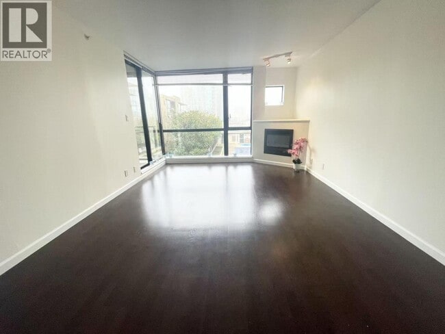 Building Photo - 1608-7831 Westminster Hwy