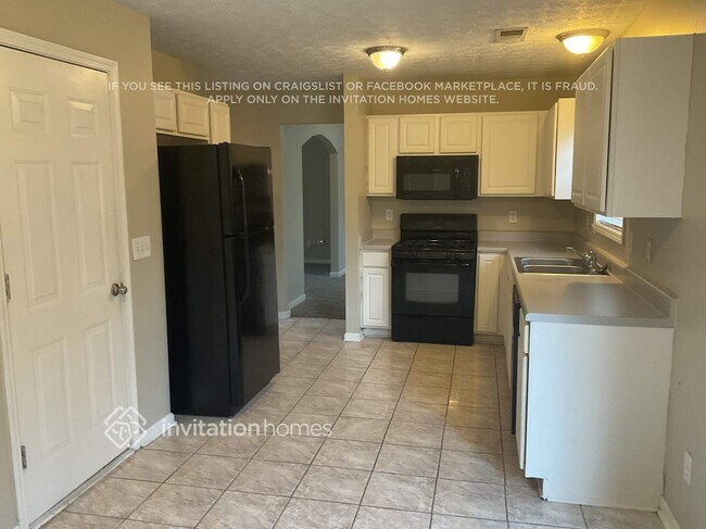 Foto del edificio - 4327 Chesapeake Trace