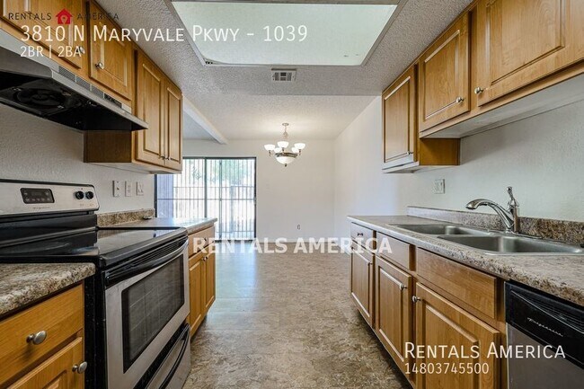 Building Photo - 3810 N Maryvale Pkwy