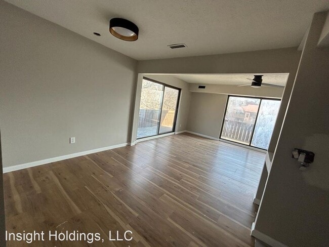 Building Photo - 2 br, 1 bath House - 11085 Lake Ave #36
