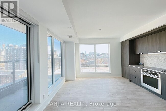 Building Photo - 115 Denison Ave