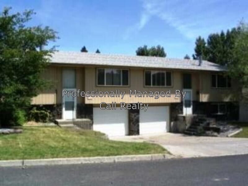 Primary Photo - 3911 S Moffitt Rd