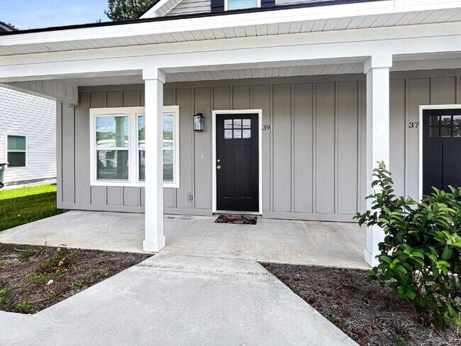 Foto del edificio - 39 Travis St