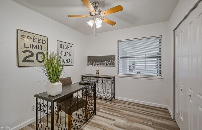 Foto del edificio - 3 br, 2 bath House - 835 15th Ave N